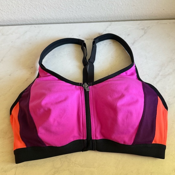❇️VICTORIA SPORT Sports Bra 2 for $22❇️ - Picture 1 of 4